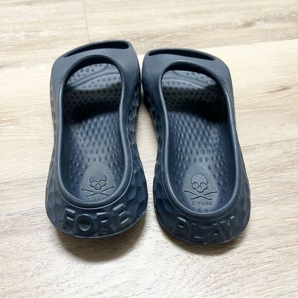 G/Fore Slide Shoe Street Sandals. These fit like a size 5 kids - Picture 3 of 8